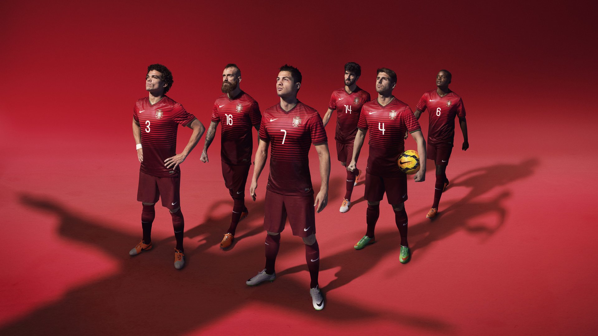 足球专业就业市场呈现复合型人才需求趋势，足球行业的就业前景如何